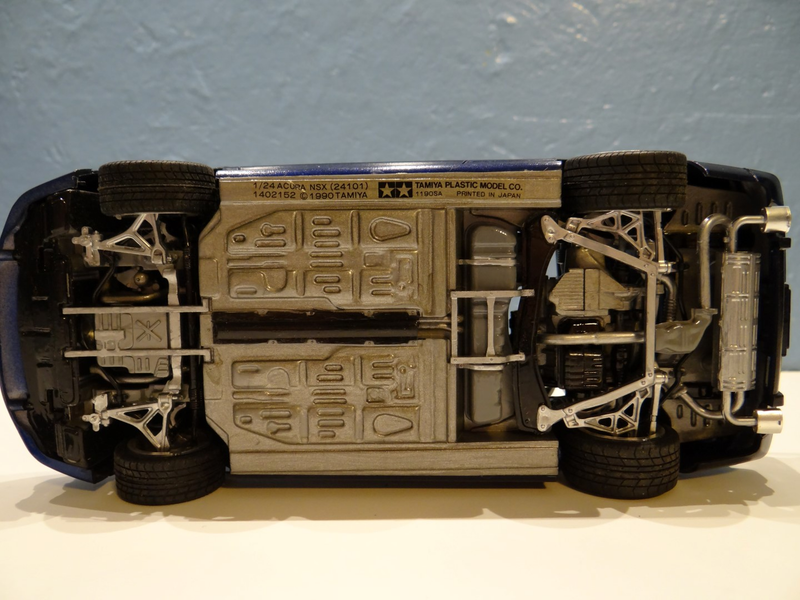Illustration for article titled Tamiya Acura NSX 1:24 Model Lots of Pics